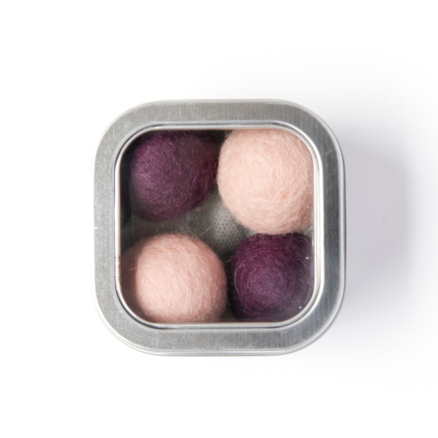 Catnip Infused Felt Balls – Mess-Free Playtime for Happy Cats!