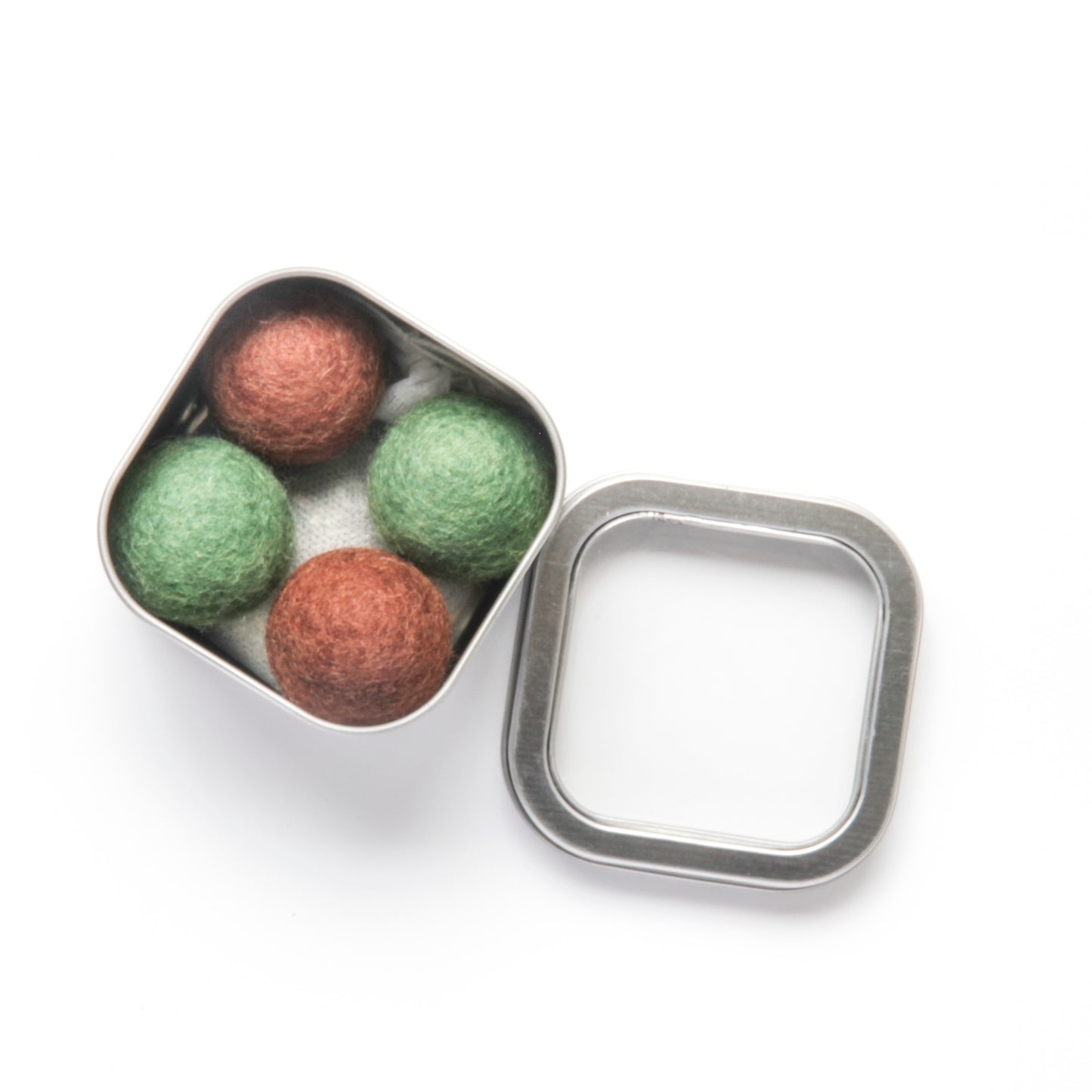 Catnip Infused Felt Balls – Mess-Free Playtime for Happy Cats!